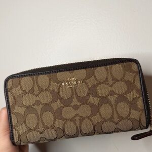 Coach Tan and Brown Signature Wallet
